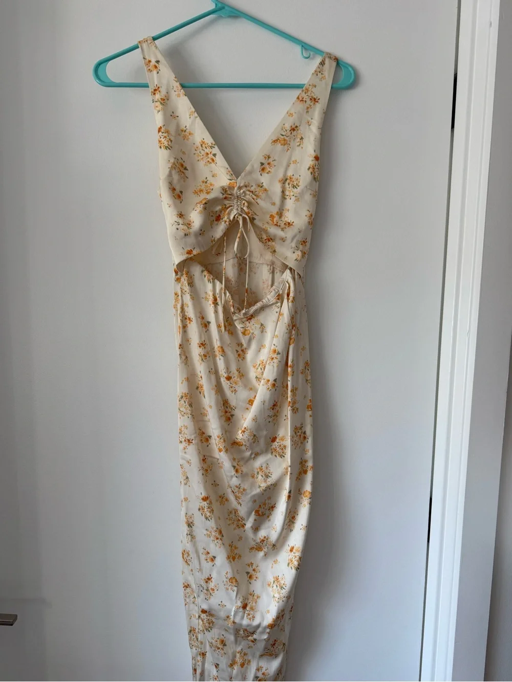 Women's Cream Floral Tie-Front Maxi Dress